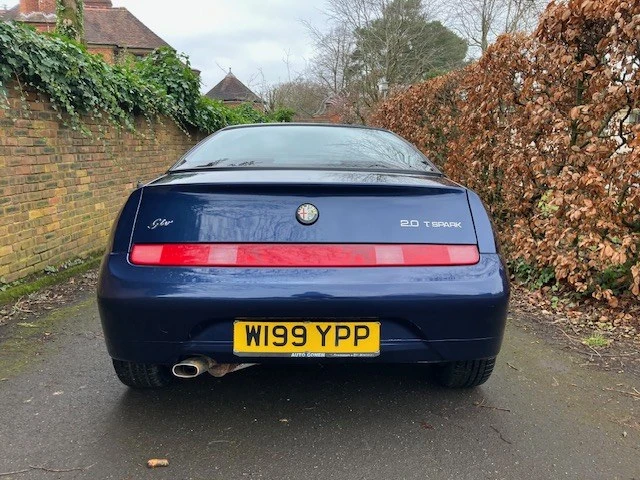 2000 Alfa Romeo 916 GTV & Spider - Image 18 of 30