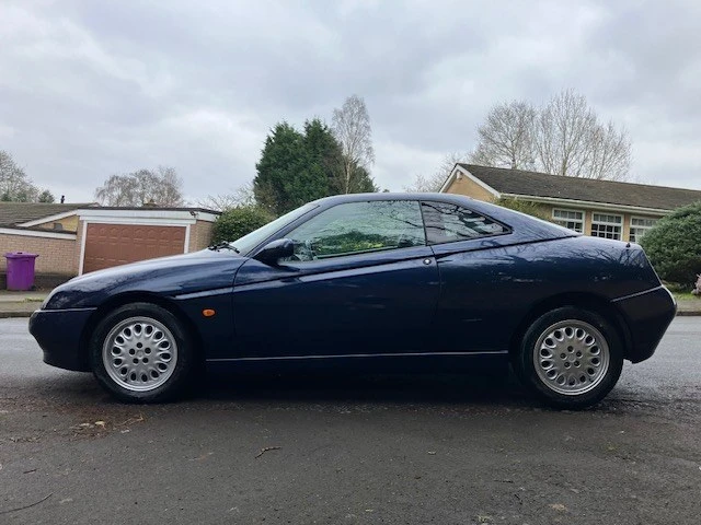 2000 Alfa Romeo 916 GTV & Spider - Image 20 of 30