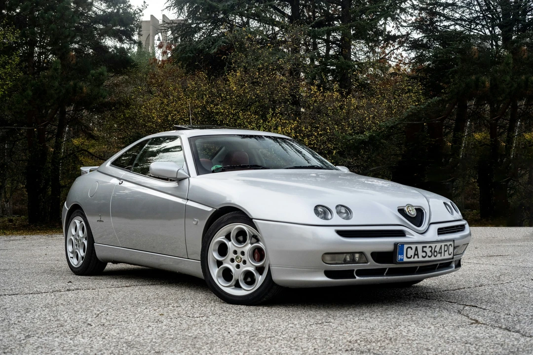 2001 Alfa Romeo 916 GTV & Spider - Image 11 of 21