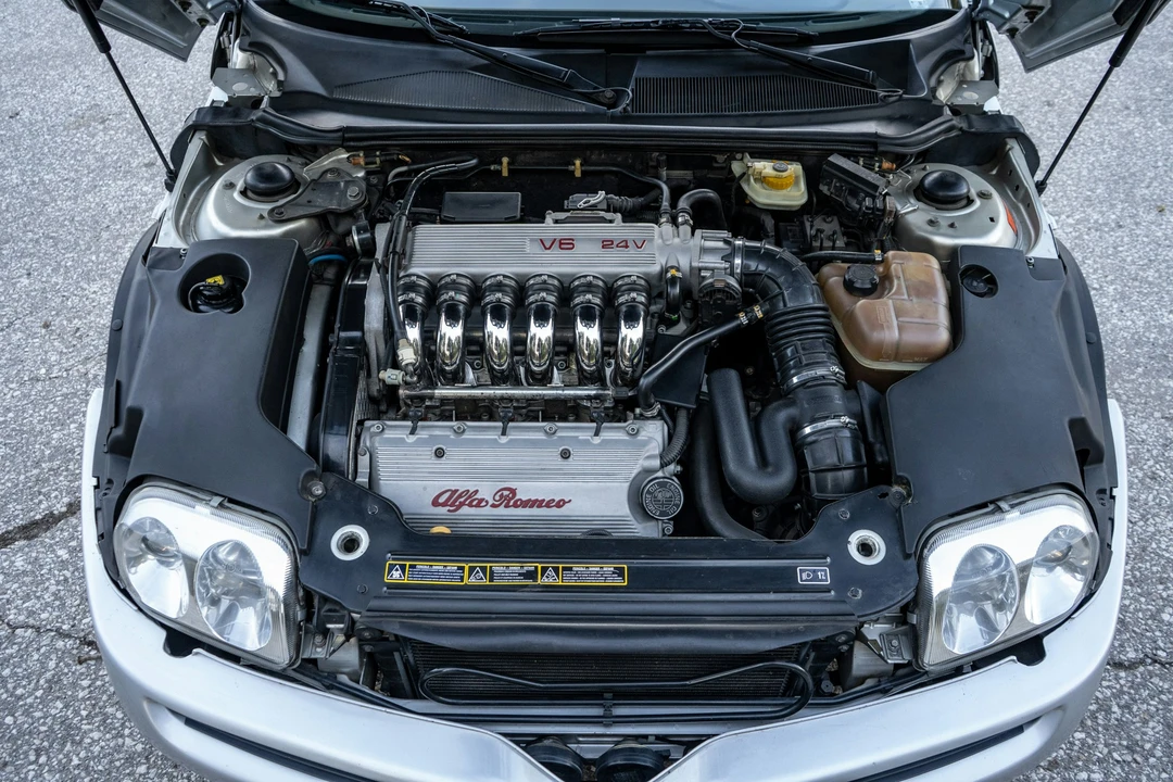 2001 Alfa Romeo 916 GTV & Spider - Image 6 of 21
