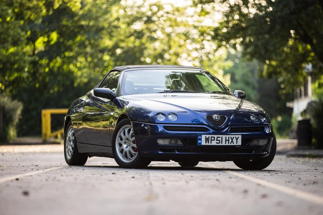 2001 Alfa Romeo 916 GTV & Spider - Image 21 of 30