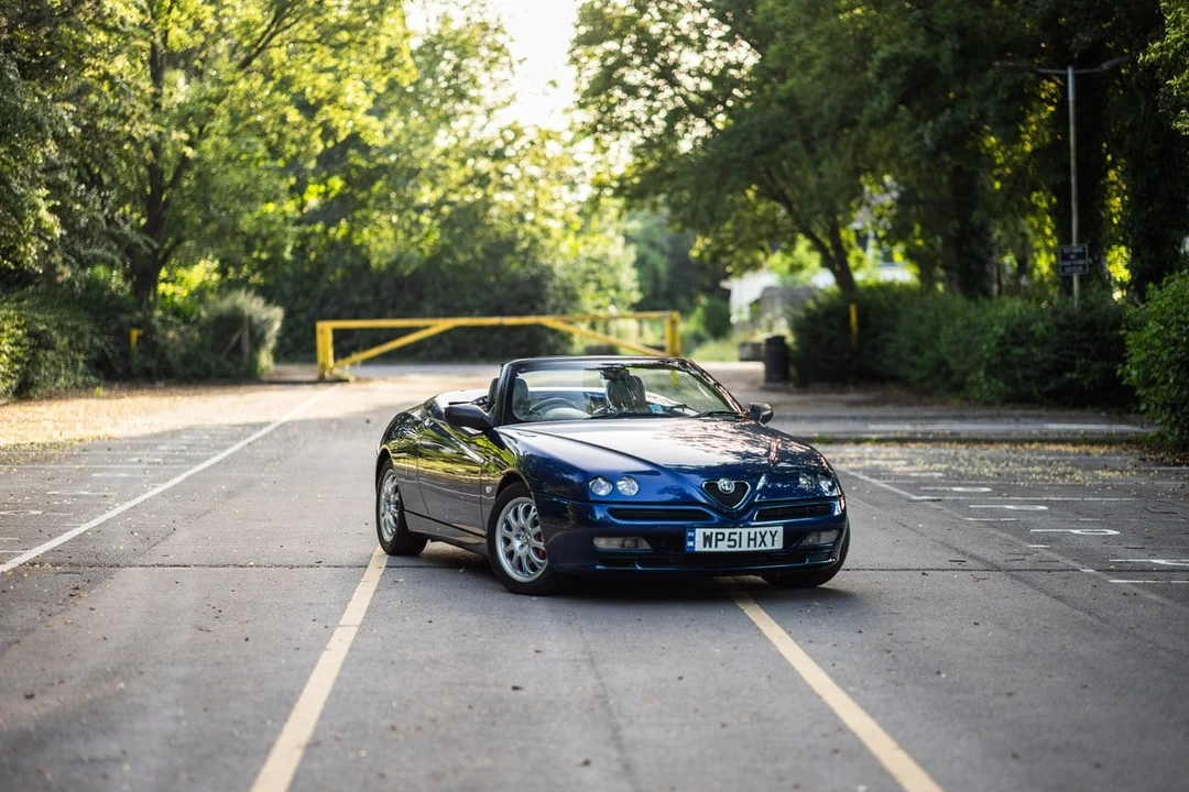 2001 Alfa Romeo 916 GTV & Spider - Image 4 of 30