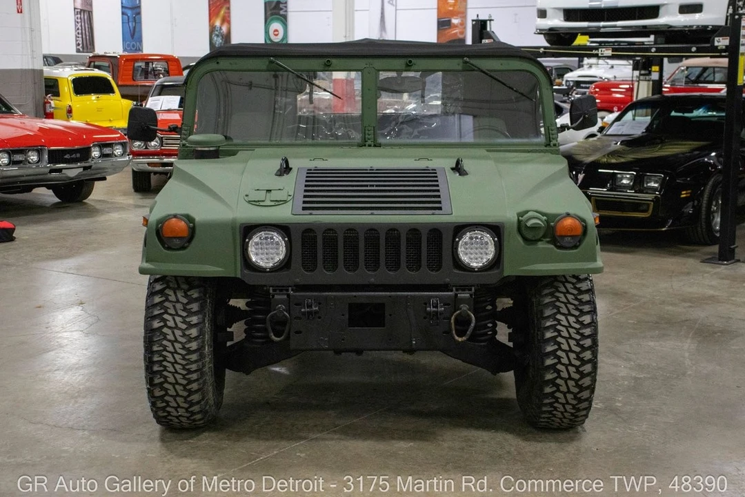 2001 AM General Hummer - Image 11 of 12