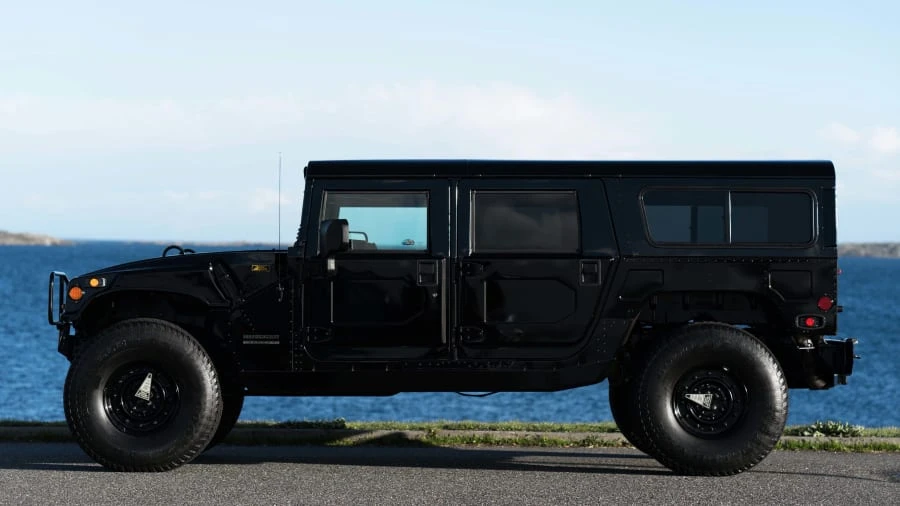 2001 AM General Hummer - Image 2 of 20
