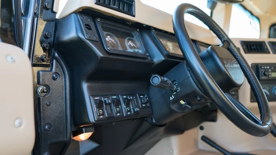 2001 AM General Hummer - Image 6 of 20