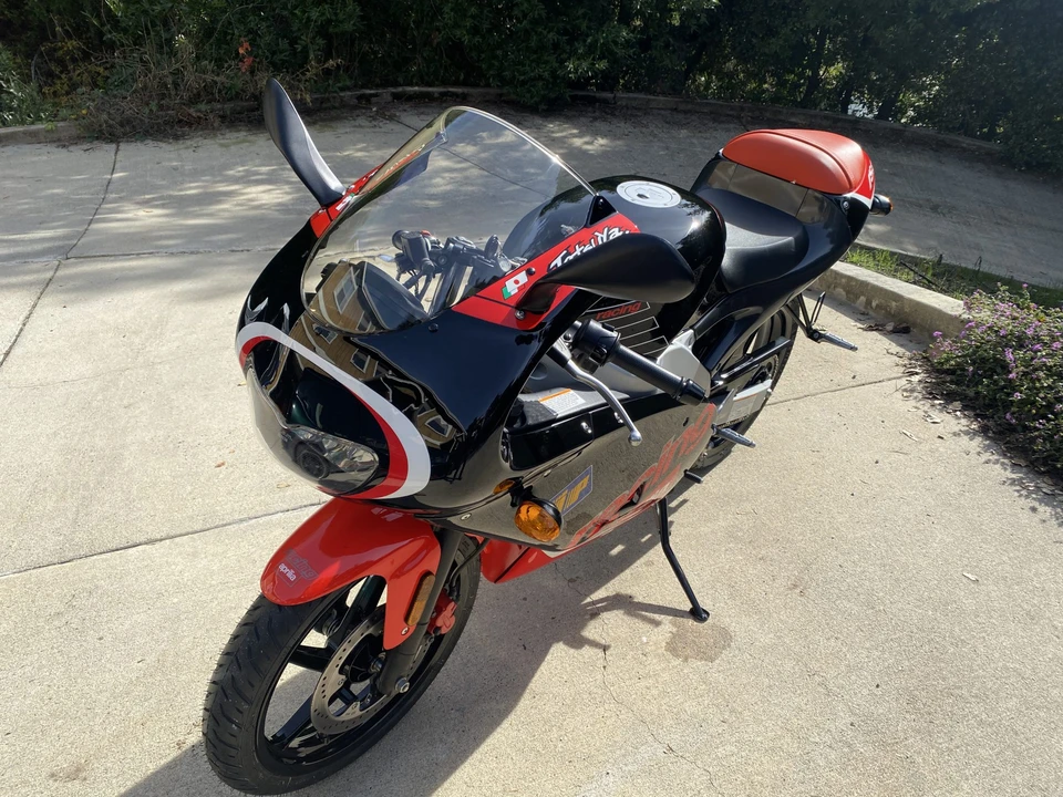 2001 Aprilia - Image 3 of 31