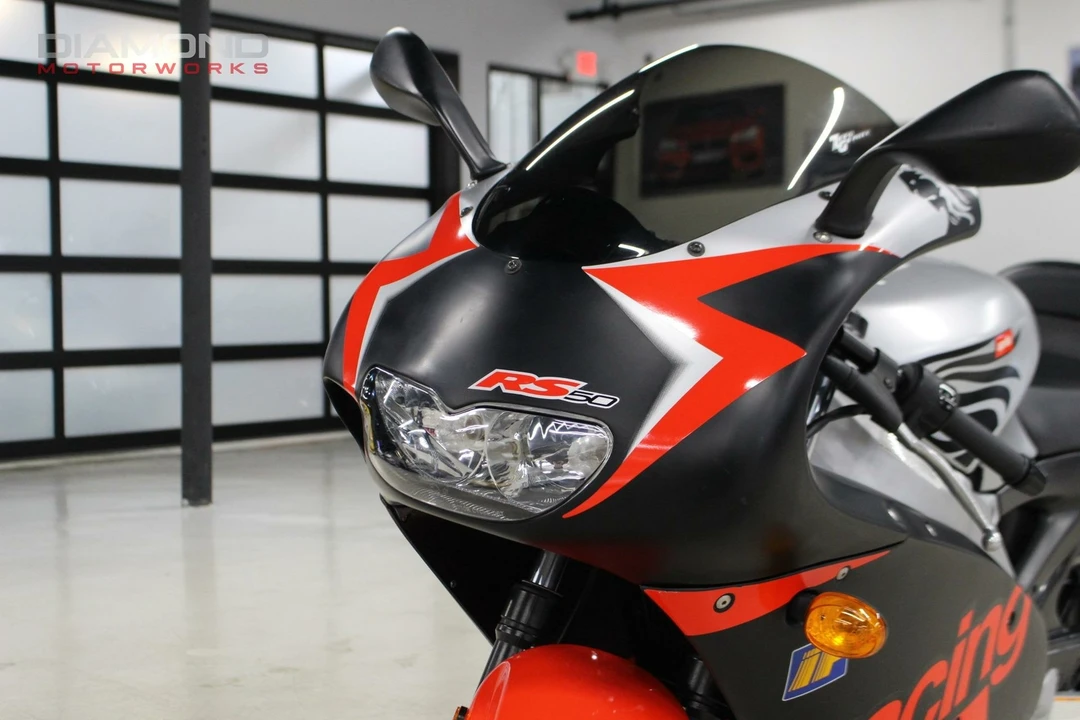 2001 Aprilia - Image 6 of 12