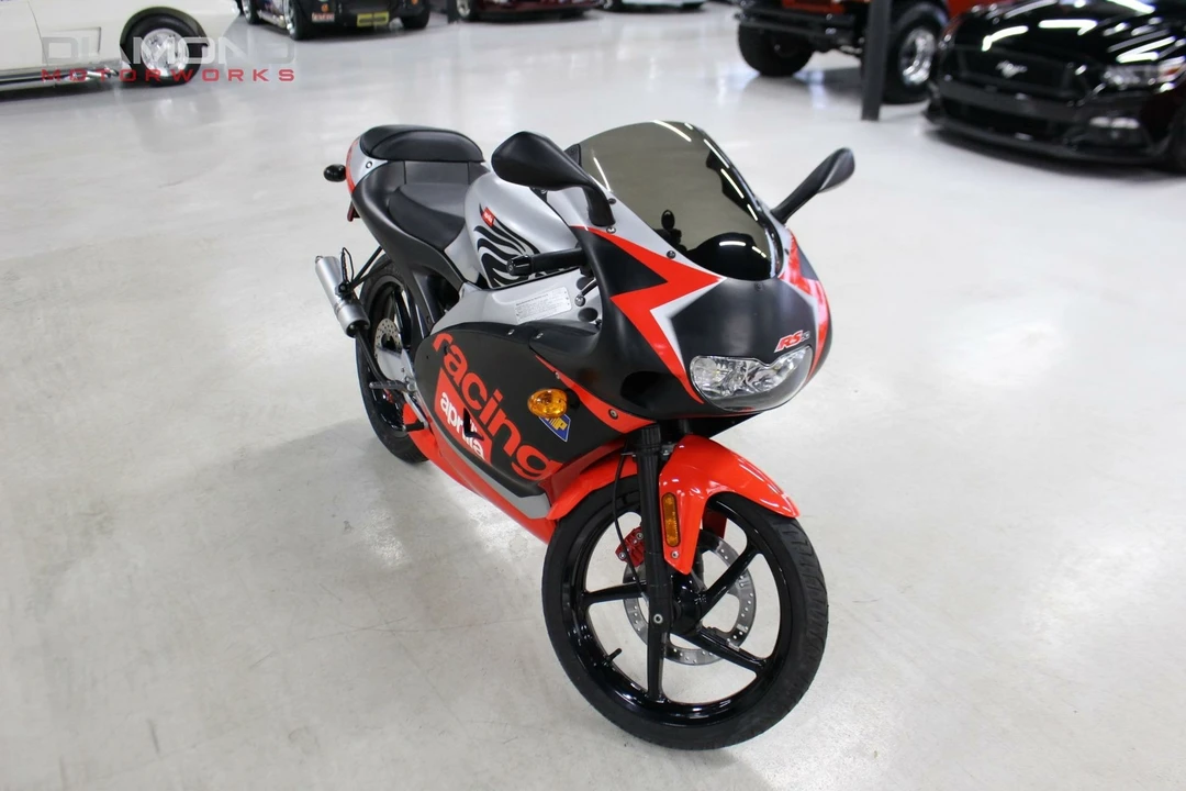 2001 Aprilia - Image 10 of 12
