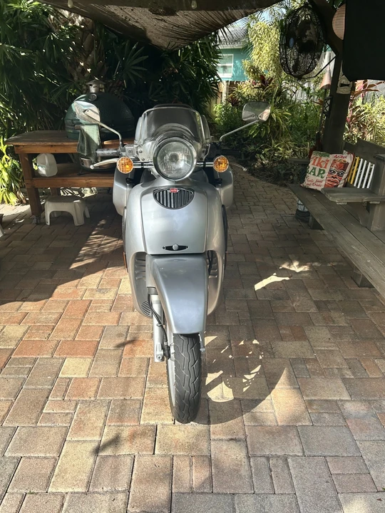 2001 Aprilia - Image 11 of 31