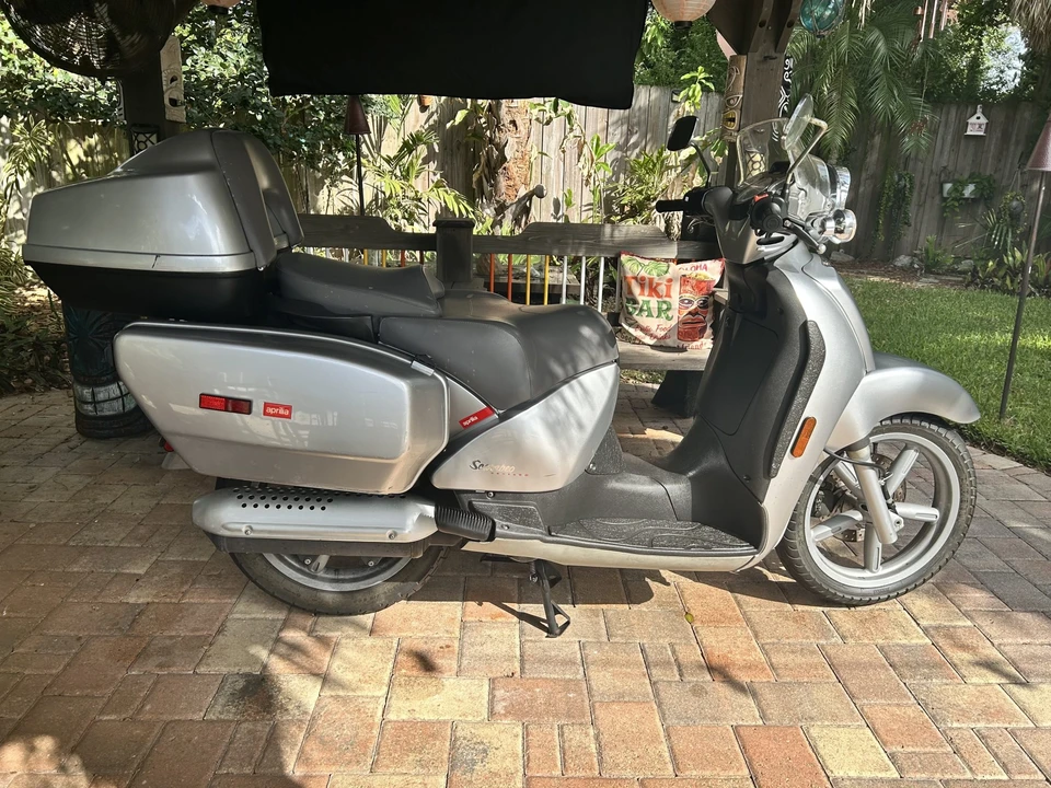 2001 Aprilia - Image 5 of 31