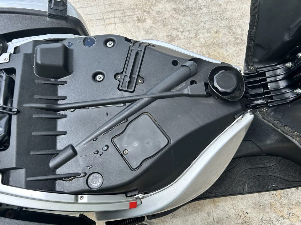 2001 Aprilia - Image 20 of 31