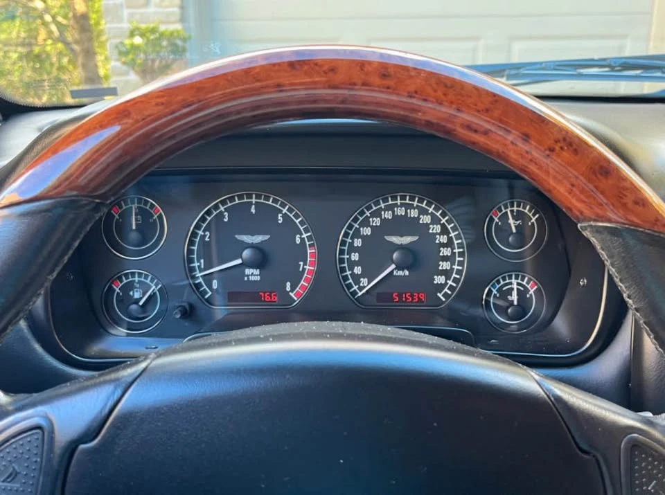 2001 Aston Martin DB7 Vantage - Image 9 of 10