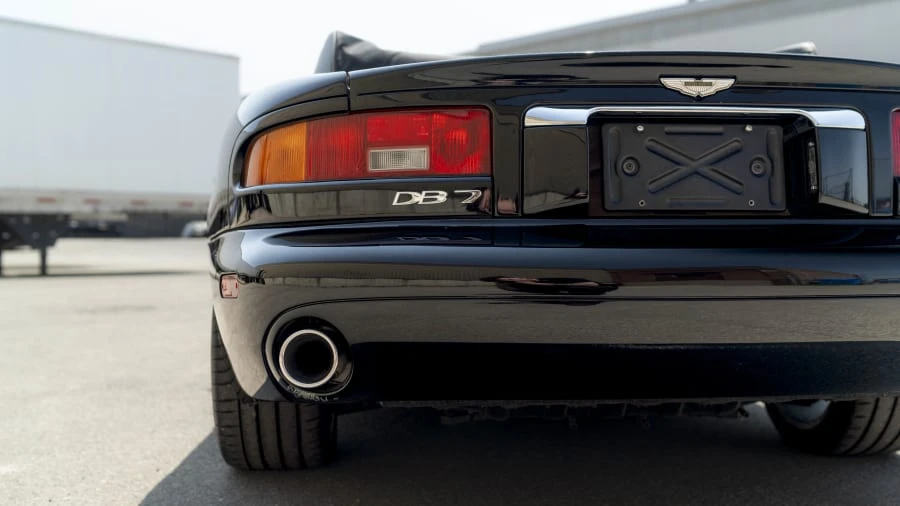 2001 Aston Martin DB7 Vantage - Image 12 of 31
