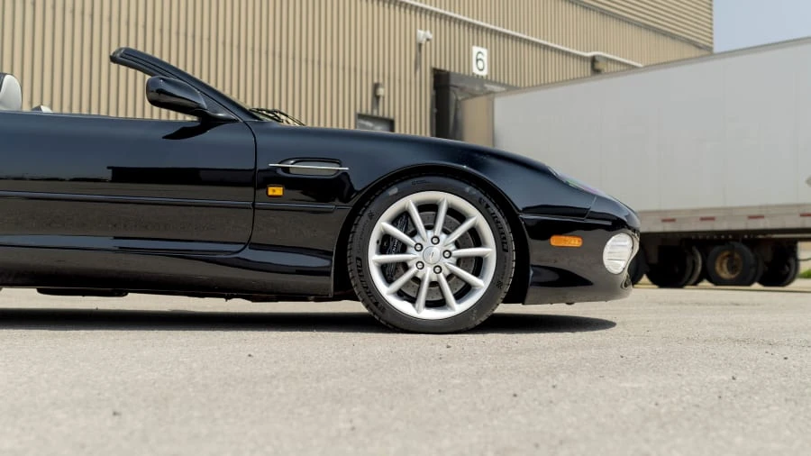 2001 Aston Martin DB7 Vantage - Image 17 of 31