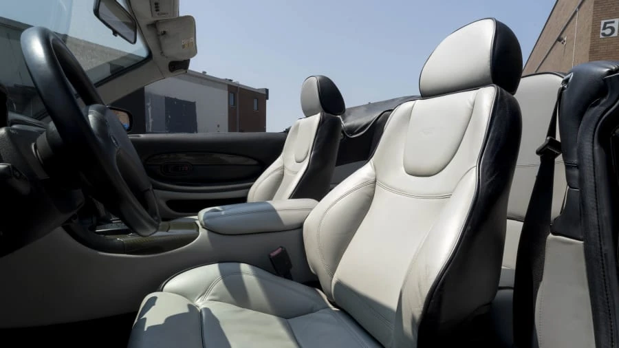 2001 Aston Martin DB7 Vantage - Image 23 of 31
