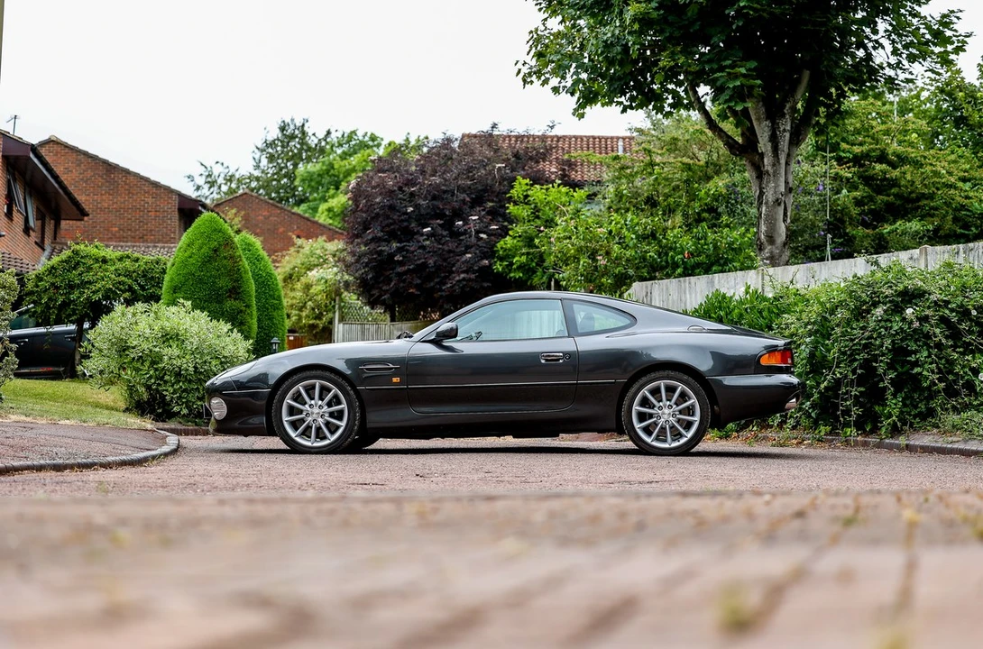2001 Aston Martin DB7 Vantage - Image 6 of 30