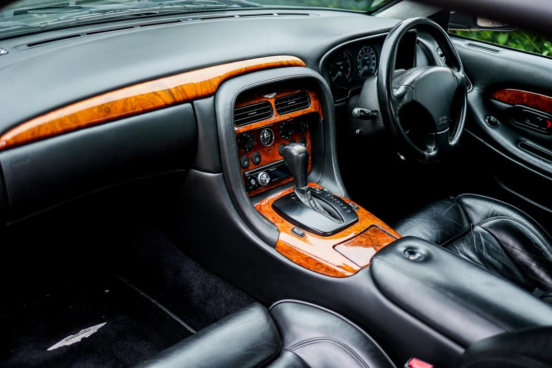 2001 Aston Martin DB7 Vantage - Image 18 of 30