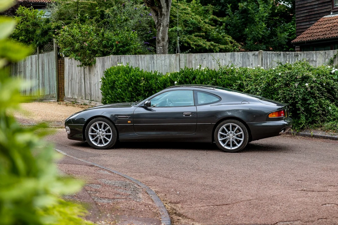 2001 Aston Martin DB7 Vantage - Image 5 of 30