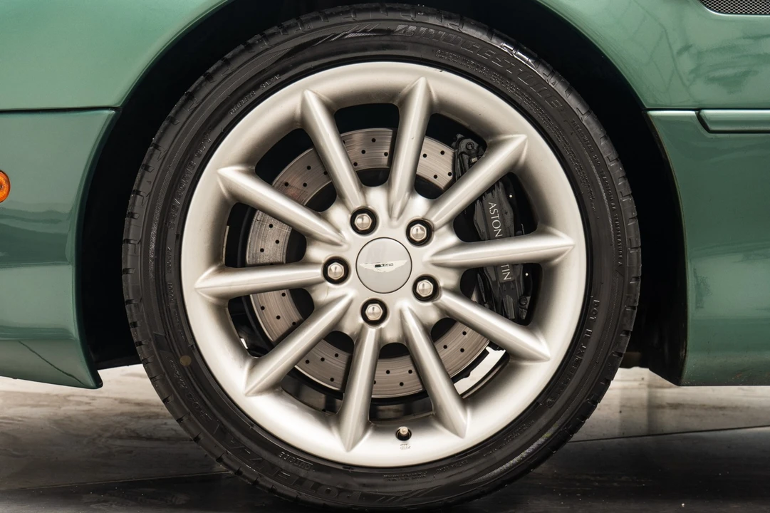 2001 Aston Martin DB7 Vantage - Image 10 of 21