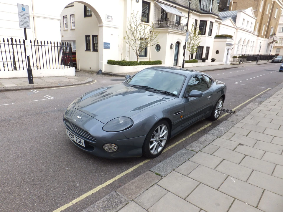 2001 Aston Martin DB7 Vantage - Image 6 of 7