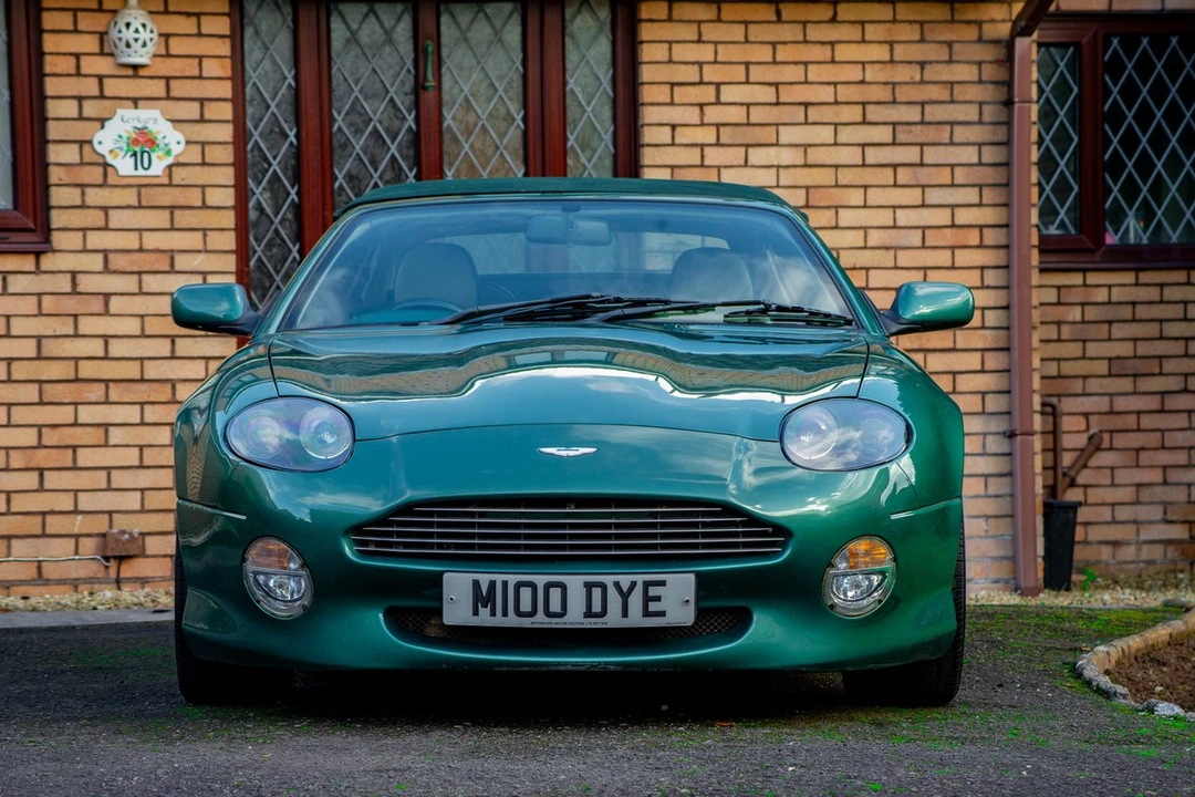 2001 Aston Martin DB7 Vantage - Image 9 of 30