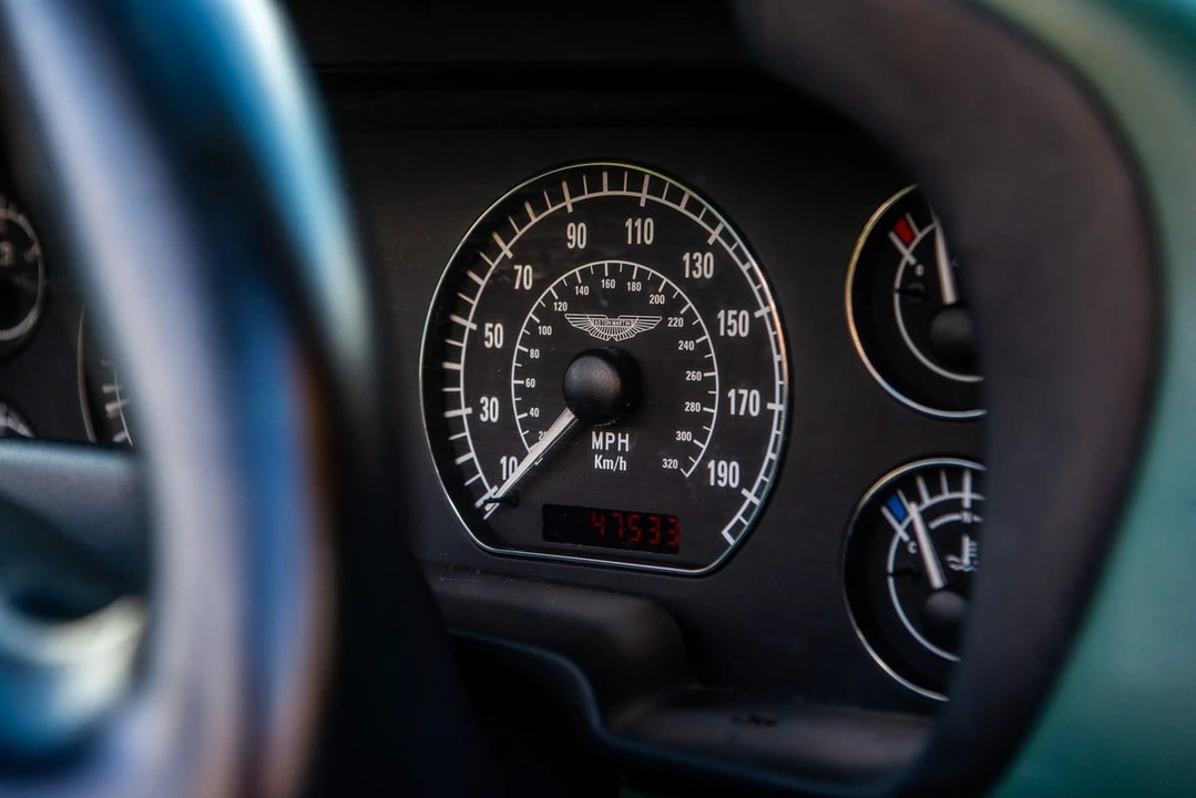 2001 Aston Martin DB7 Vantage - Image 28 of 30
