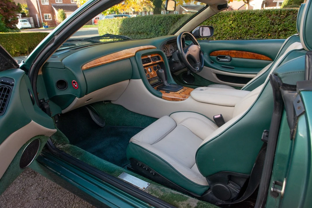 2001 Aston Martin DB7 Vantage - Image 29 of 30