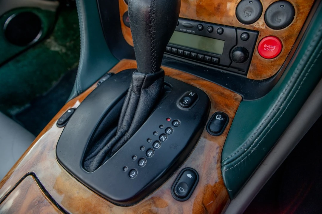 2001 Aston Martin DB7 Vantage - Image 21 of 30