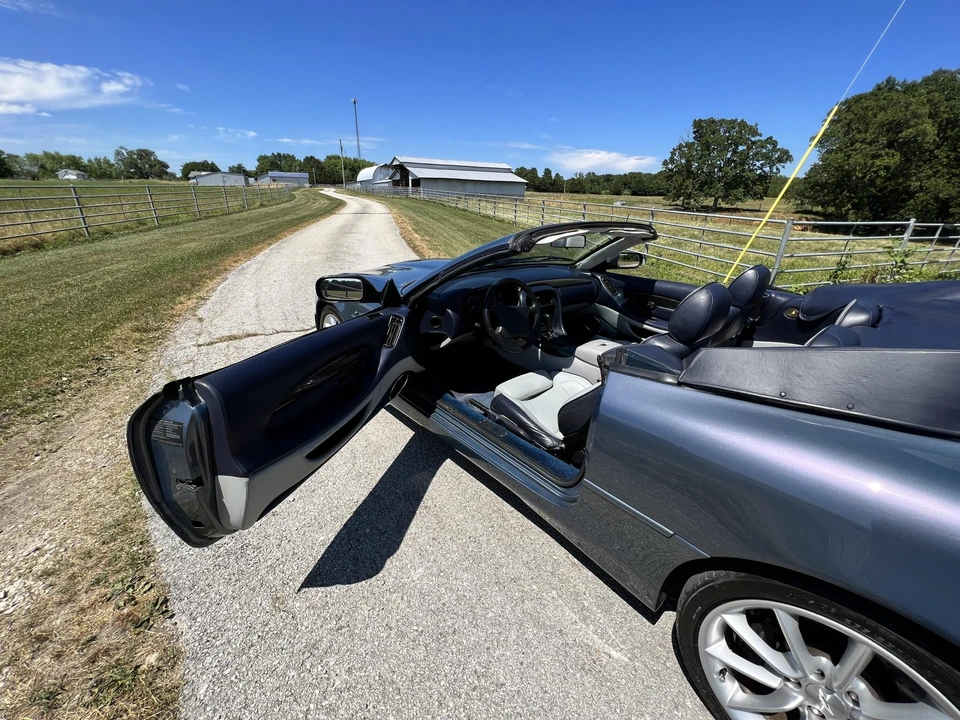 2001 Aston Martin DB7 Vantage - Image 26 of 31