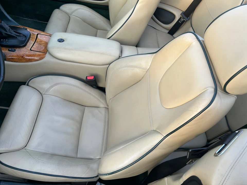 2001 Aston Martin DB7 Vantage - Image 11 of 21