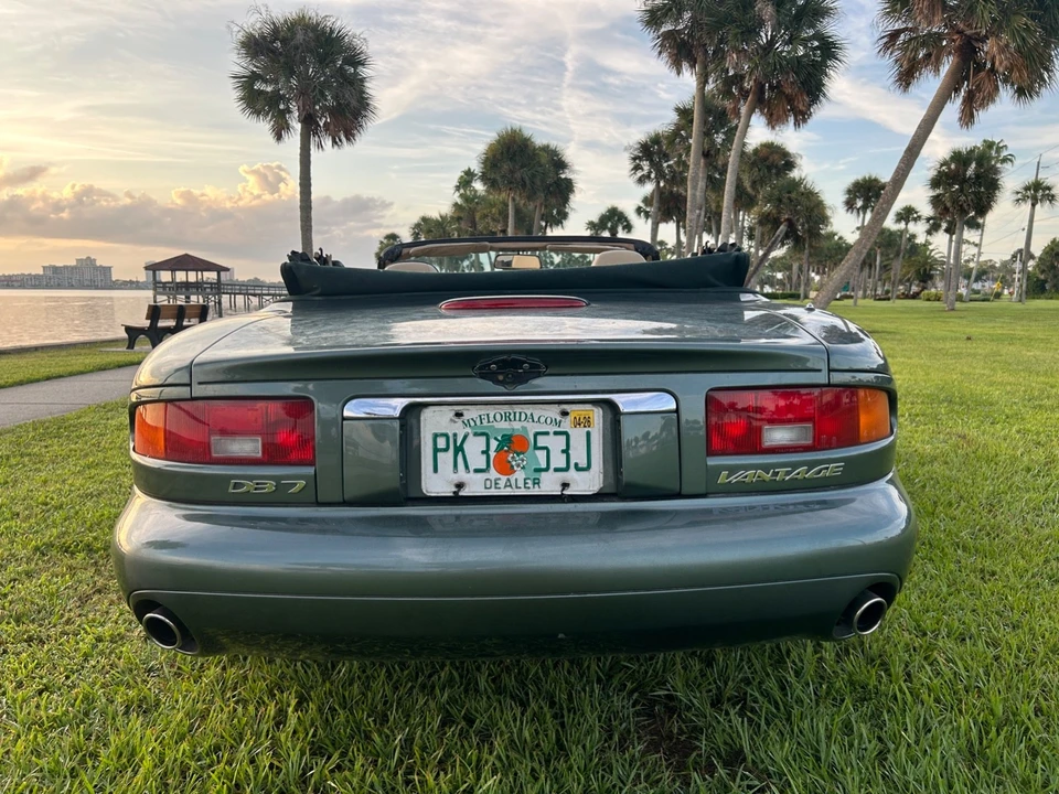 2001 Aston Martin DB7 Vantage - Image 7 of 21