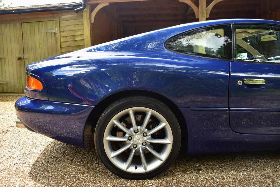 2001 Aston Martin DB7 Vantage - Image 22 of 30