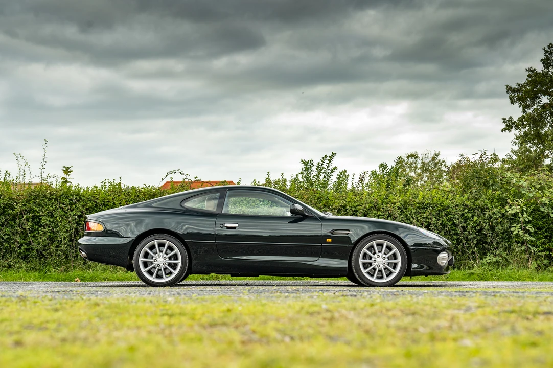2001 Aston Martin DB7 Vantage - Image 16 of 31