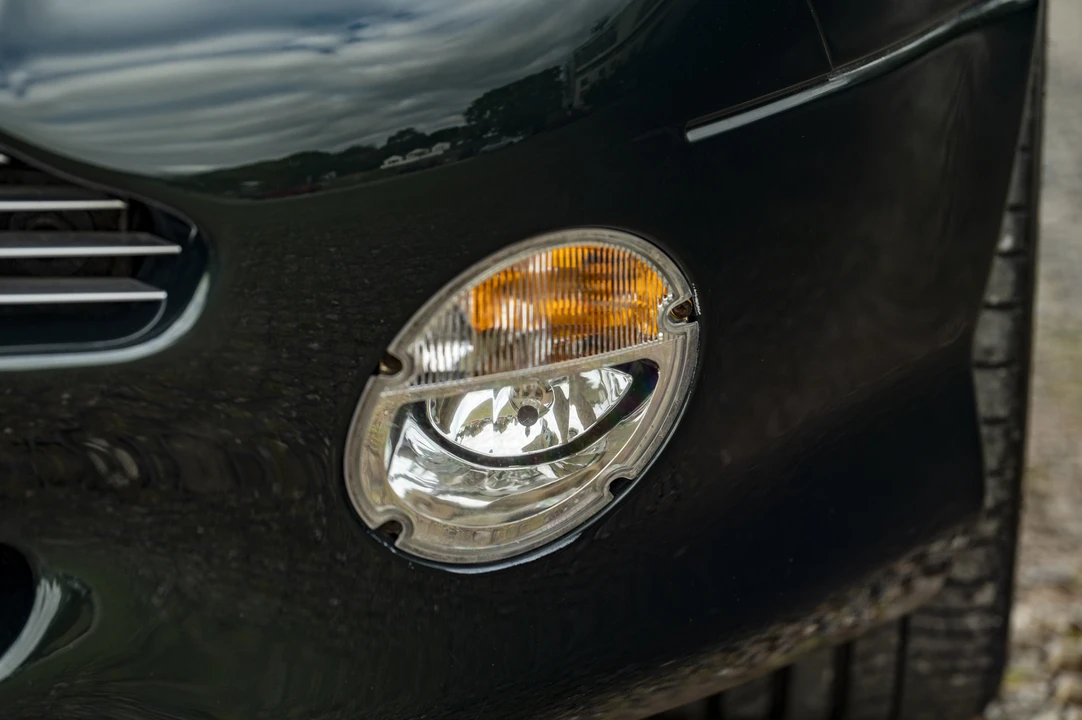 2001 Aston Martin DB7 Vantage - Image 25 of 31