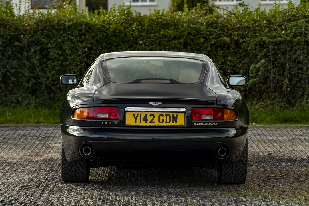 2001 Aston Martin DB7 Vantage - Image 14 of 31