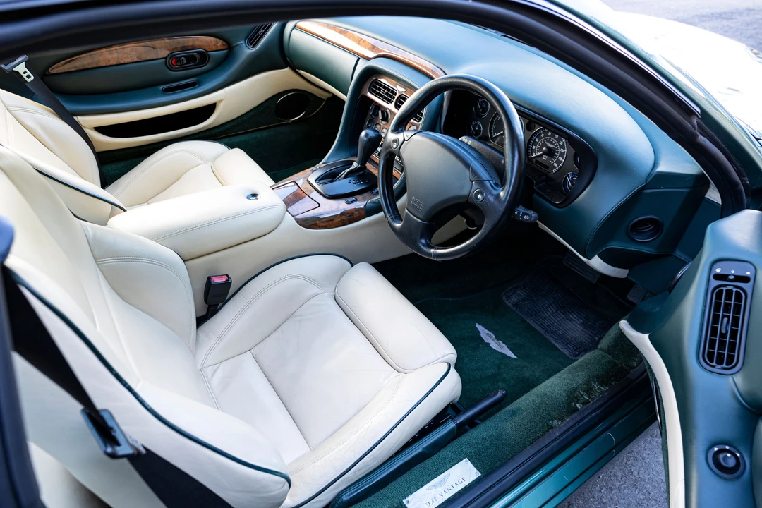 2001 Aston Martin DB7 Vantage - Image 5 of 23