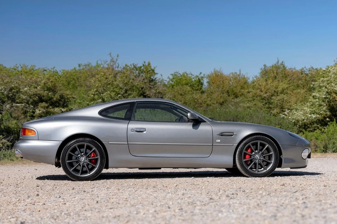 2001 Aston Martin DB7 Vantage - Image 12 of 30