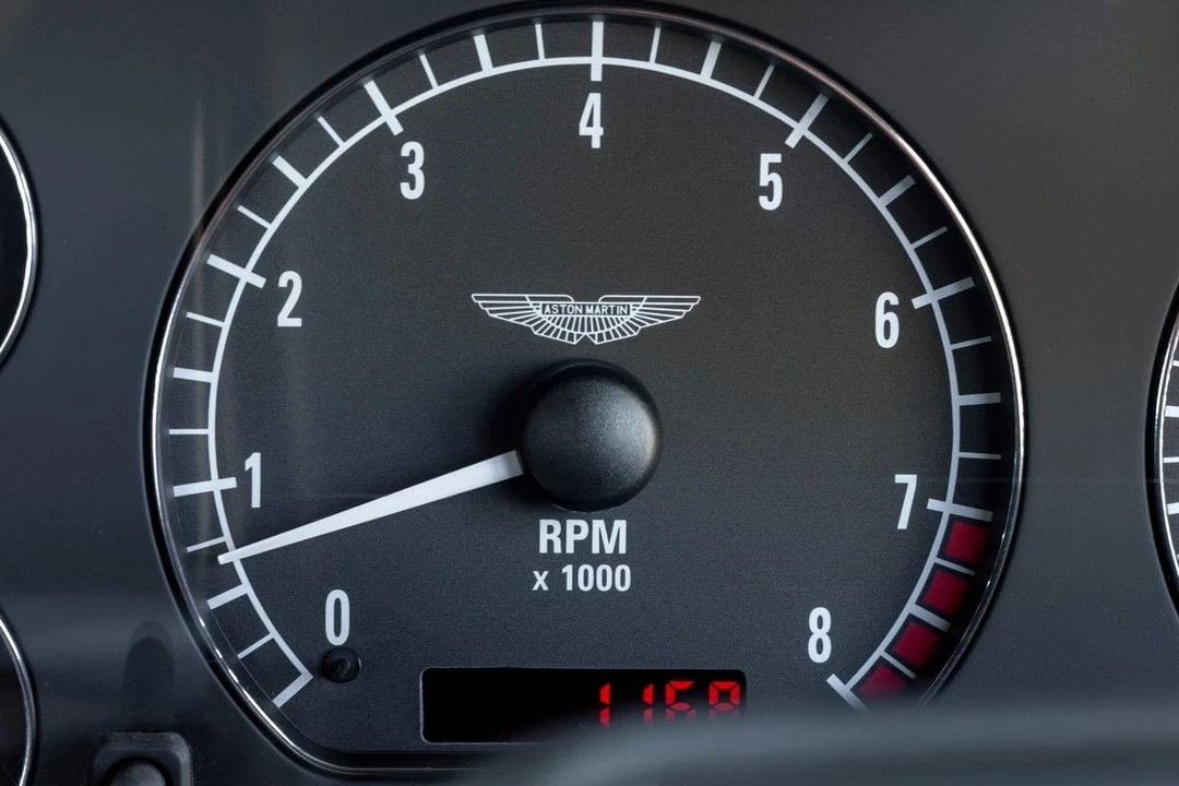 2001 Aston Martin DB7 Vantage - Image 24 of 30
