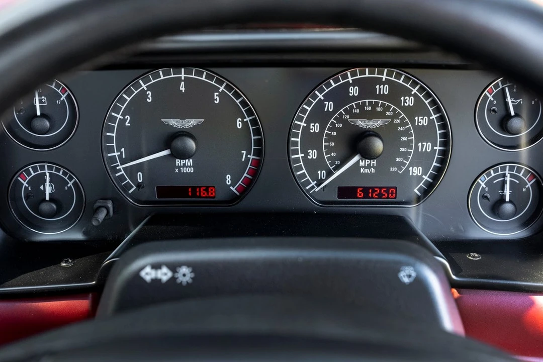 2001 Aston Martin DB7 Vantage - Image 25 of 30