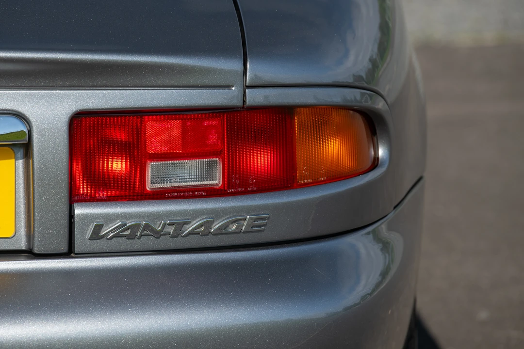 2001 Aston Martin DB7 Vantage - Image 11 of 31