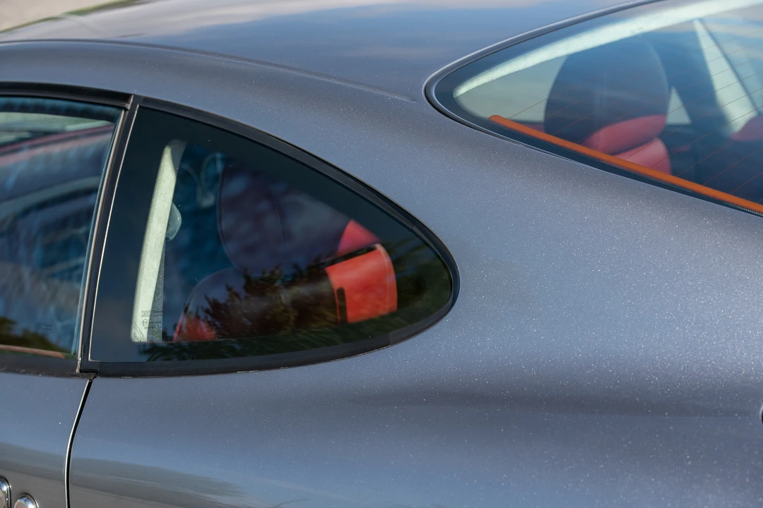 2001 Aston Martin DB7 Vantage - Image 18 of 31