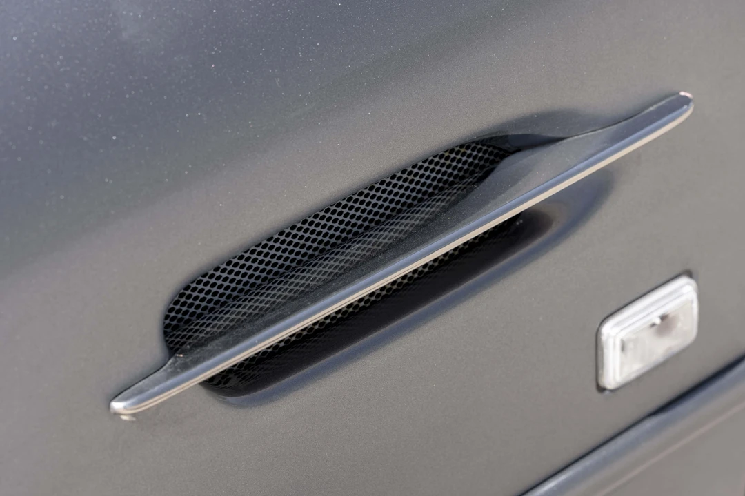 2001 Aston Martin DB7 Vantage - Image 18 of 31