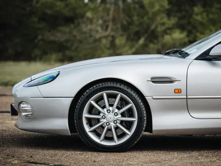 2001 Aston Martin DB7 Vantage - Image 27 of 31