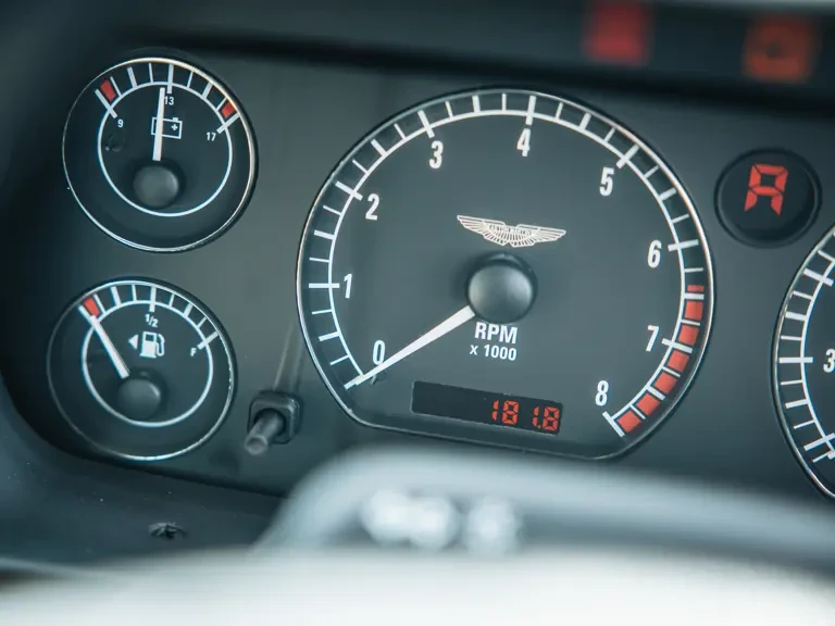 2001 Aston Martin DB7 Vantage - Image 18 of 31