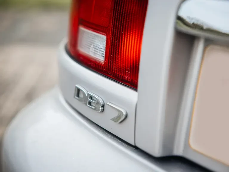 2001 Aston Martin DB7 Vantage - Image 28 of 31