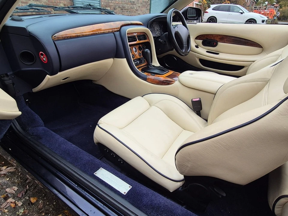 2001 Aston Martin DB7 Vantage - Image 21 of 30