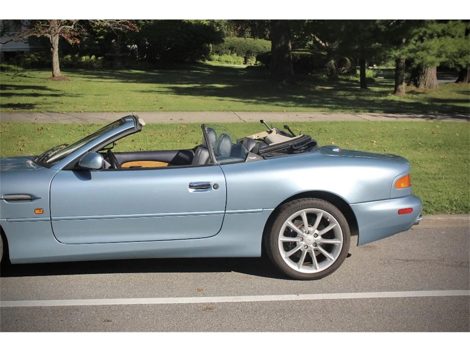 2001 Aston Martin DB7 Vantage - Image 11 of 31