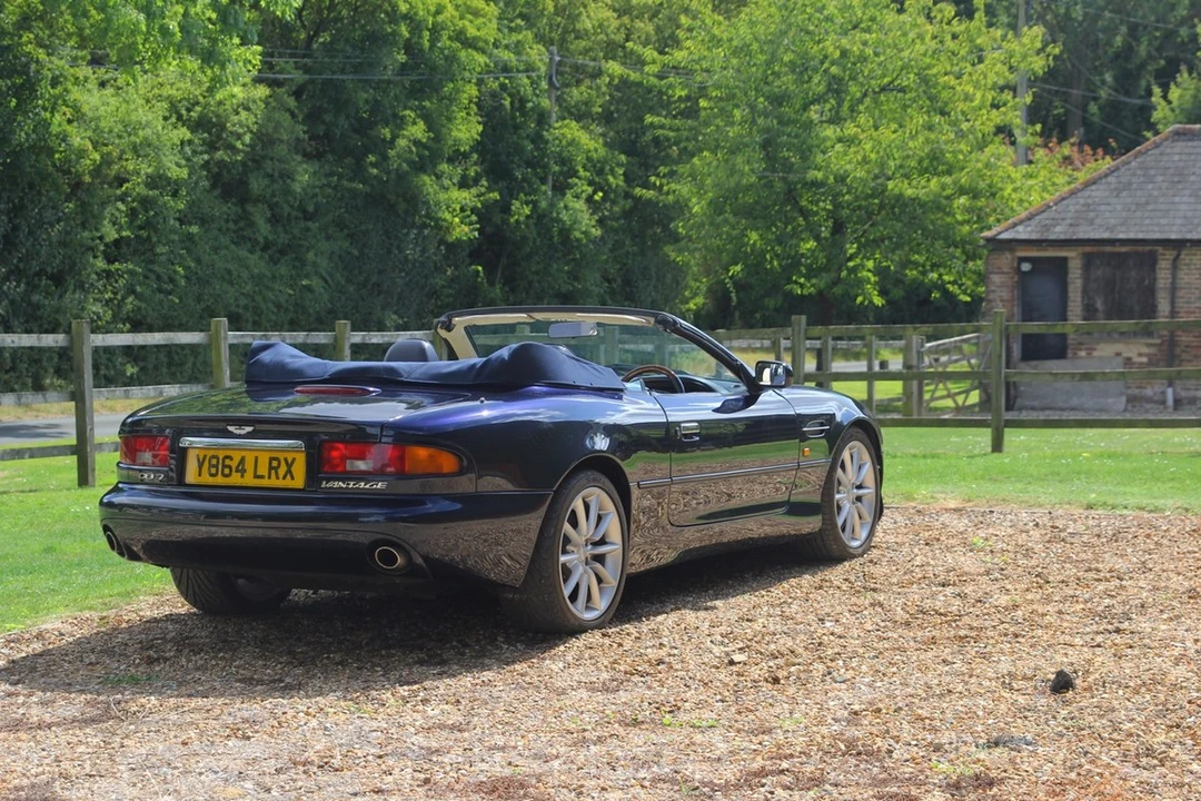 2001 Aston Martin DB7 Vantage - Image 17 of 30