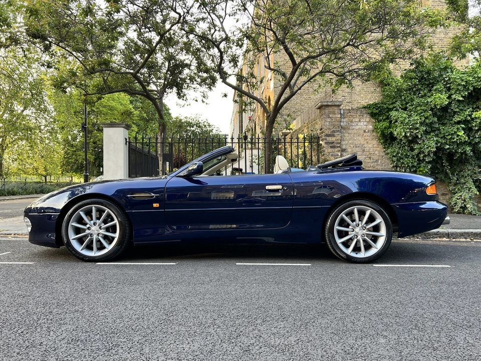 2001 Aston Martin DB7 Vantage - Image 14 of 30