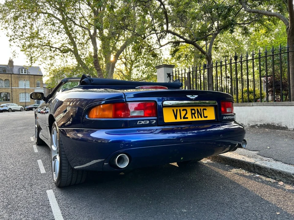 2001 Aston Martin DB7 Vantage - Image 22 of 30